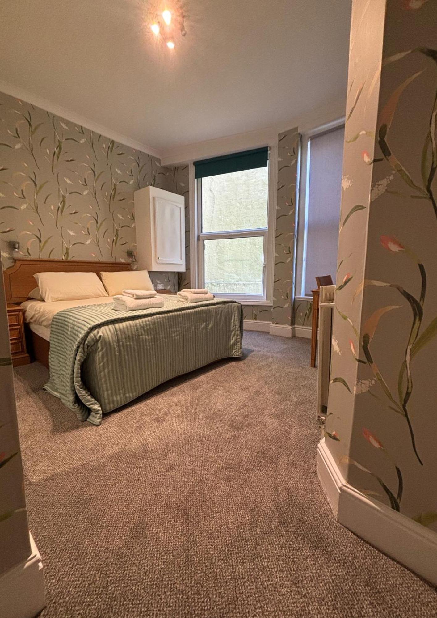 Welbeck Hotel & Apartments Douglas Εξωτερικό φωτογραφία